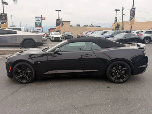 Used 2019 Chevrolet Camaro SS RWD image 4