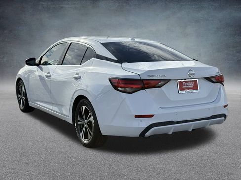 Used 2022 Nissan Sentra SV image 6