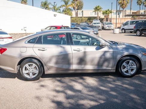 Used 2023 Chevrolet Malibu LT image 4