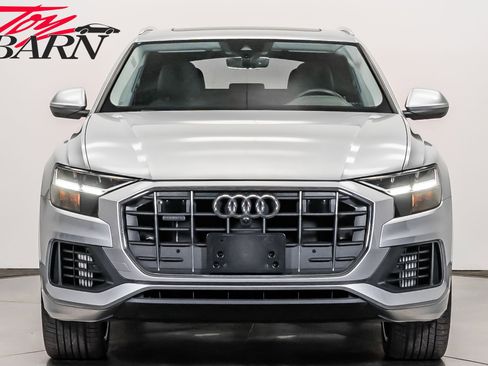 Used 2022 Audi Q8 Premium Plus image 8