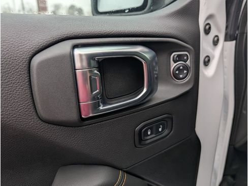 New 2026 Jeep Wrangler Sahara image 15