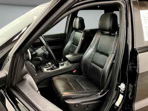 Used 2021 Jeep Grand Cherokee Limited w/ Quick Order Package 28K 80th AWD/4WD image 21