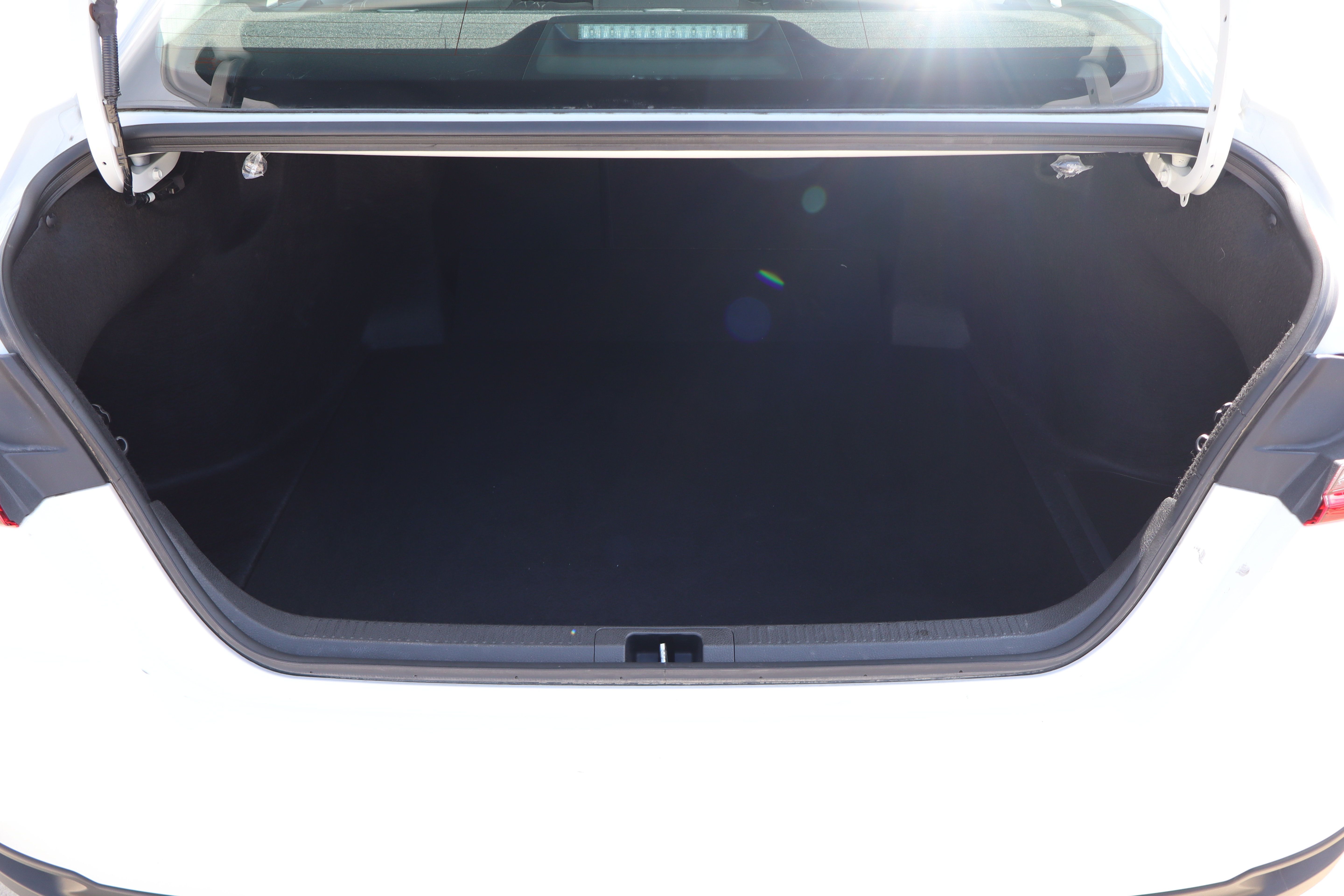 Used 2025 Toyota Camry LE FWD image 22