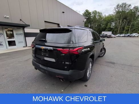 Used 2023 Chevrolet Traverse LT w/ Rear Camera Mirror Package AWD/4WD image 4