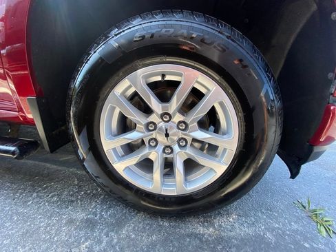 Used 2020 Chevrolet Silverado 1500 RST AWD/4WD image 29