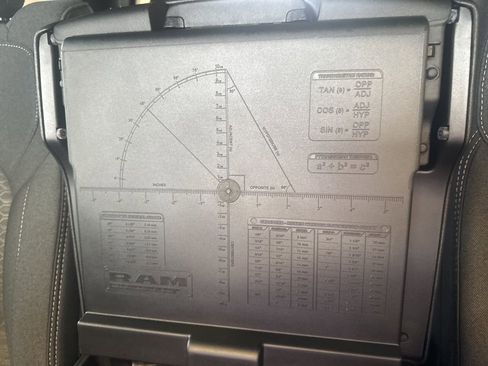 New 2026 RAM 1500 4x4 Crew Cab image 27