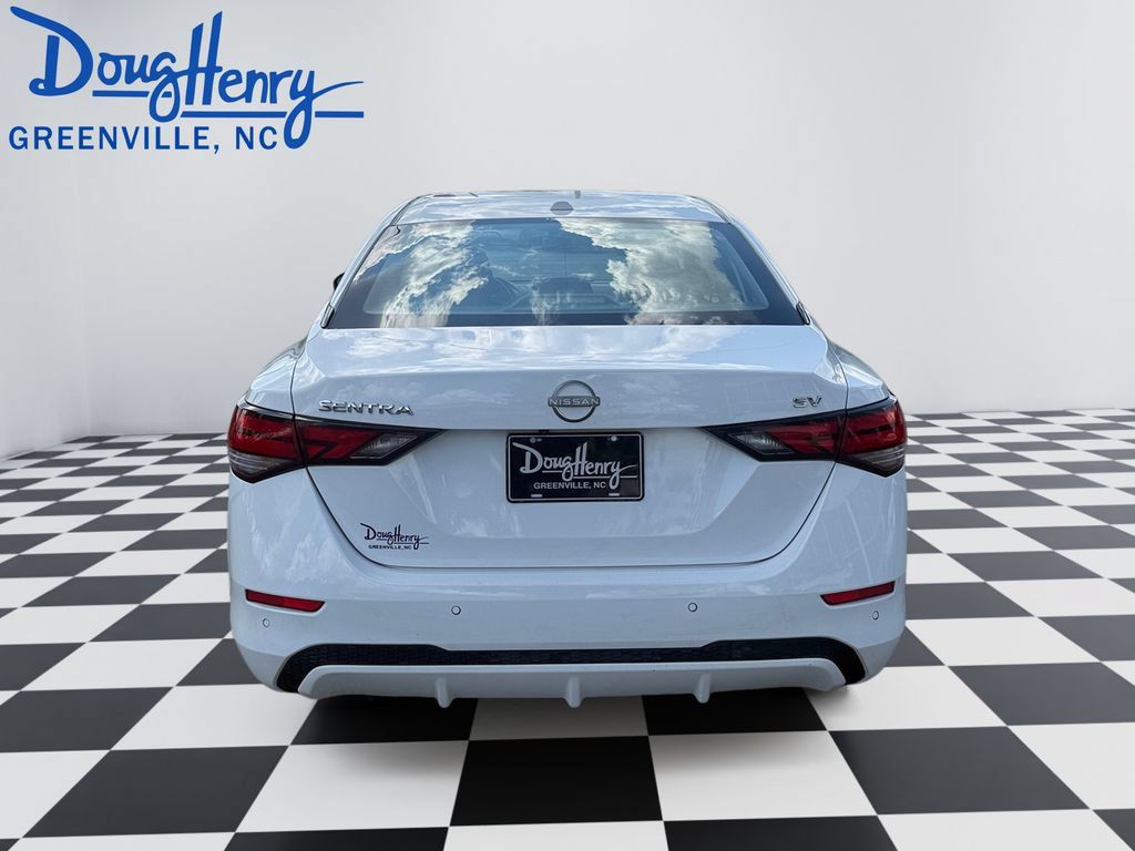 Used 2024 Nissan Sentra SV FWD image 4