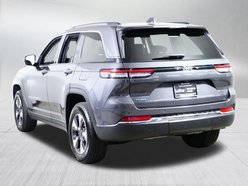 Used 2023 Jeep Grand Cherokee 4WD 4xe image 5