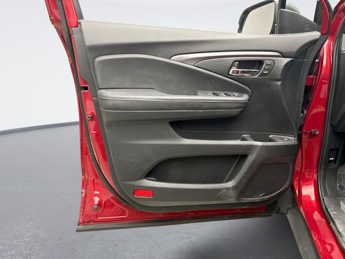 Used 2023 Honda Ridgeline RTL image 9