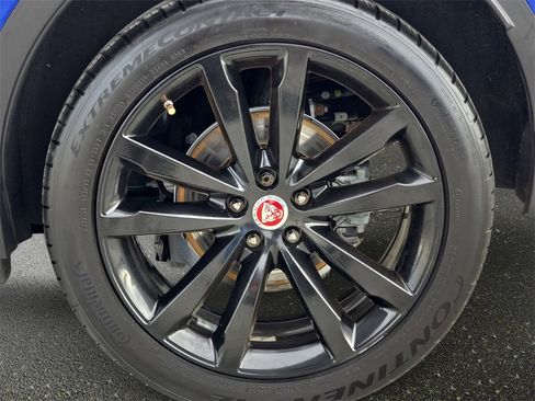 Used 2019 Jaguar E-PACE SE image 37