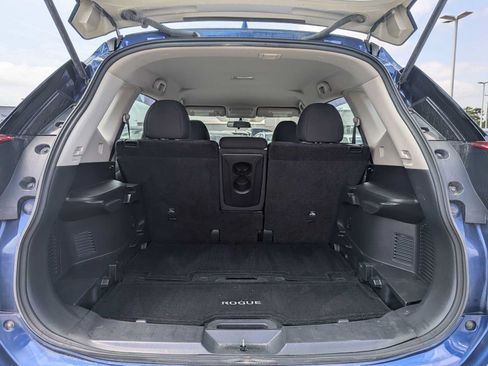 Used 2018 Nissan Rogue S AWD/4WD image 31