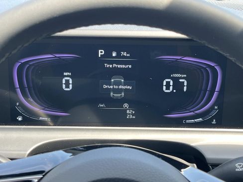 New 2026 Kia Seltos S FWD image 33