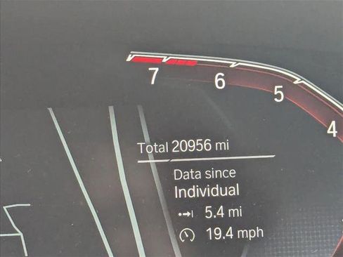 Certified 2023 BMW X5 sDrive40i w/ Luxury Seating Package image 4