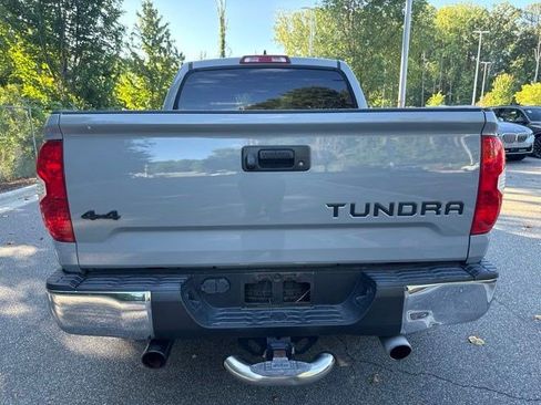 Used 2020 Toyota Tundra SR5 w/ SR5 Leather Package AWD/4WD image 6