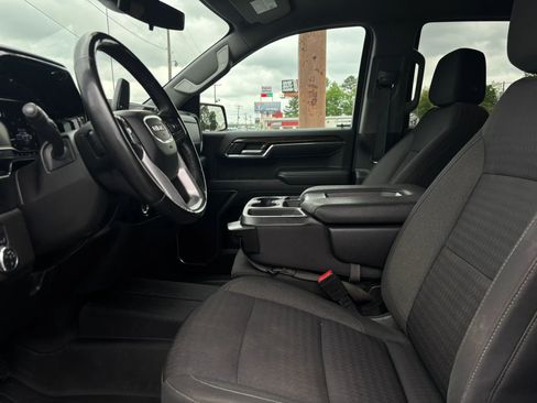 Used 2023 GMC Sierra 1500 Elevation image 18