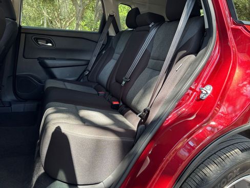Used 2025 Nissan Rogue SV AWD/4WD image 27