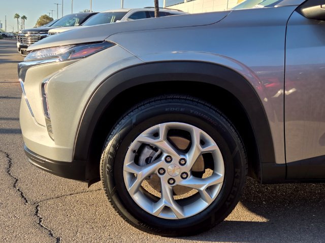 Certified 2024 Chevrolet Trax LS w/ LS Convenience Package FWD image 7