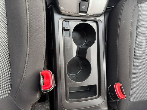 Used 2014 Chevrolet Captiva Sport LS image 27