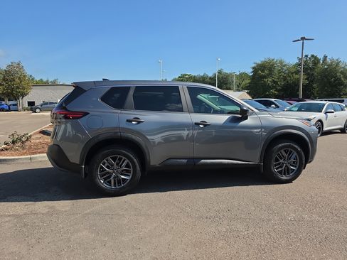 Used 2023 Nissan Rogue S FWD image 8