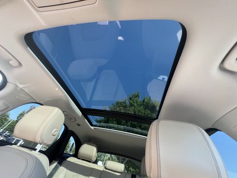 Used 2018 Jaguar F-PACE Prestige AWD/4WD image 29