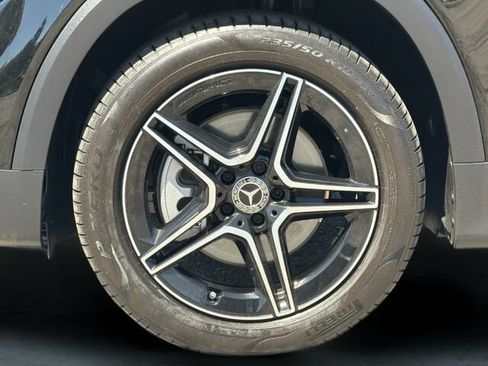 Used 2023 Mercedes-Benz GLB 250 image 33