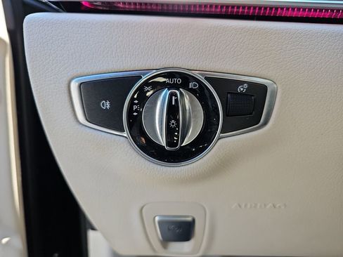 Used 2017 Mercedes-Benz E 300 image 29
