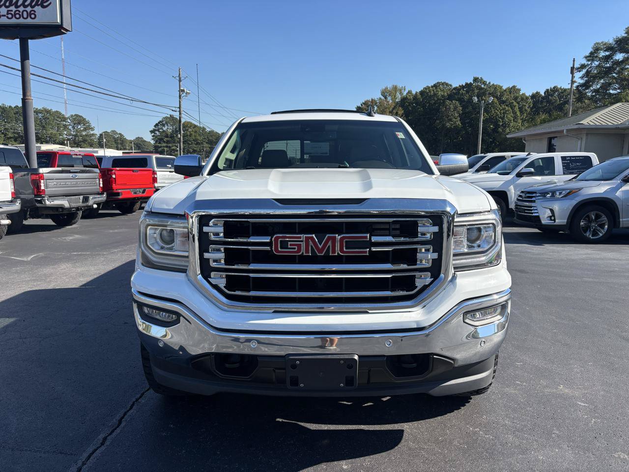 Used 2018 GMC Sierra 1500 SLT w/ Texas SLT Premium Package AWD/4WD image 2