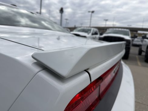 Used 2011 Dodge Challenger image 14