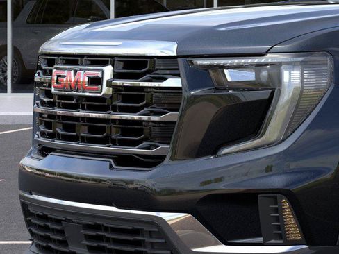 New 2026 GMC Acadia Elevation AWD/4WD image 13