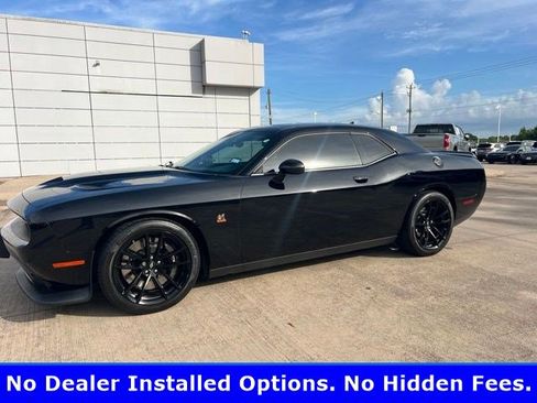 Used 2022 Dodge Challenger R/T Scat Pack w/ Dynamics Package RWD image 5