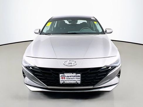 Used 2023 Hyundai Elantra SEL FWD image 9