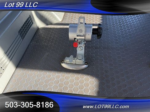 Used 2005 Ford E-150 and Econoline 150 XLT image 62