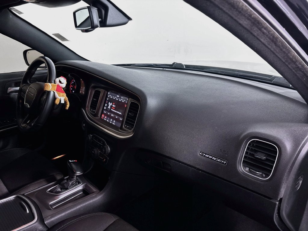 Used 2022 Dodge Charger GT RWD image 27