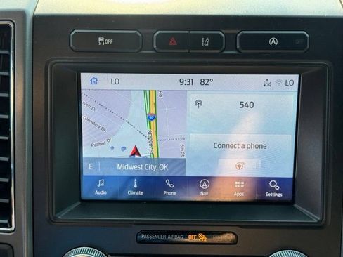 Used 2020 Ford Expedition XLT w/ Equipment Group 202A RWD image 17