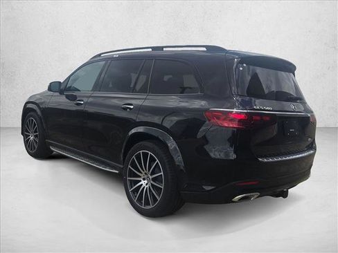 New 2026 Mercedes-Benz GLS 580 4MATIC image 8