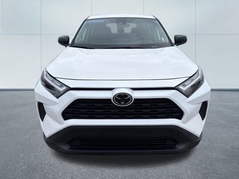 Used 2024 Toyota RAV4 LE image 6
