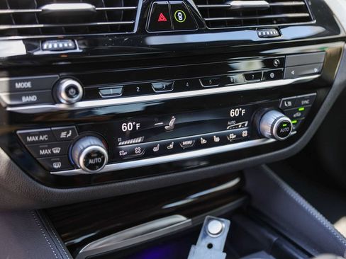 Used 2022 BMW M5 w/ Executive Package AWD/4WD image 32