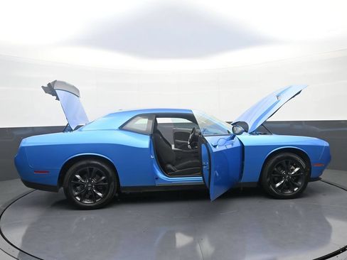 Used 2023 Dodge Challenger SXT w/ Blacktop Package AWD/4WD image 42
