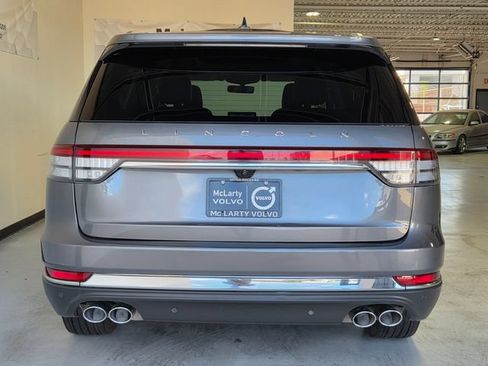 Used 2023 Lincoln Aviator Reserve AWD/4WD image 8