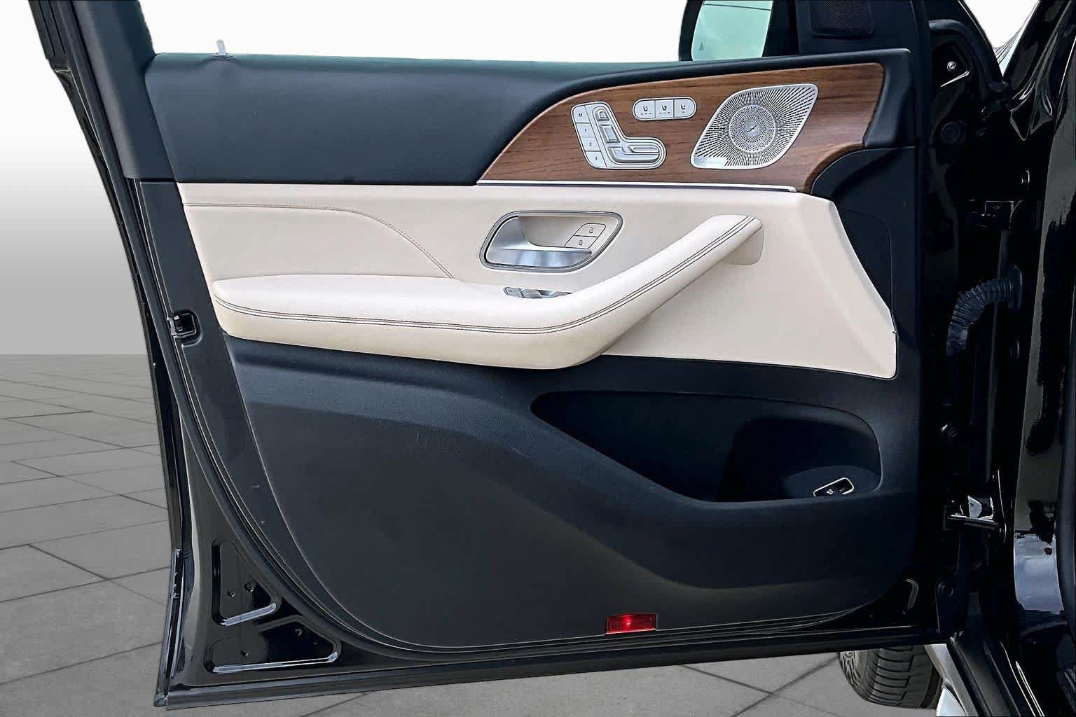 Certified 2021 Mercedes-Benz GLS 580 4MATIC image 19