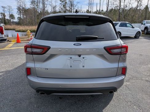 Certified 2023 Ford Escape ST-Line Select w/ Tech Pack #1 image 6