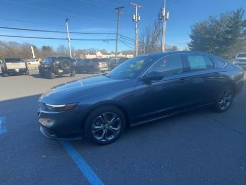 Used 2023 Honda Accord EX image 4