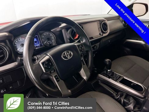 Used 2020 Toyota Tacoma SR5 image 3