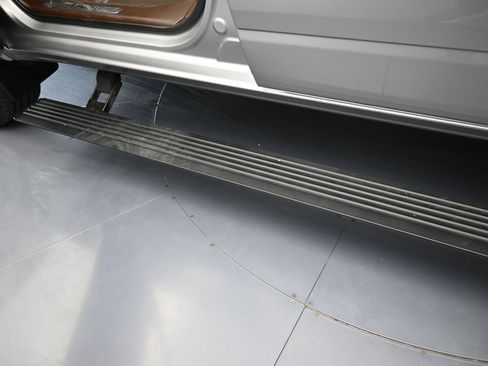 Used 2025 RAM 1500 Limited image 35