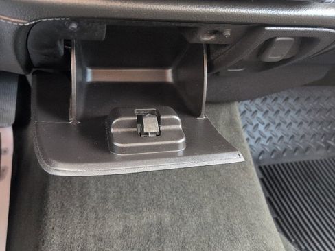 Used 2016 GMC Sierra 1500 SLE image 38