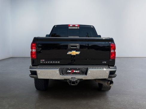 Used 2015 Chevrolet Silverado 2500 LTZ w/ Duramax Plus Package AWD/4WD image 17