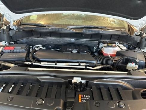 Used 2022 Chevrolet Silverado 1500 LT image 23