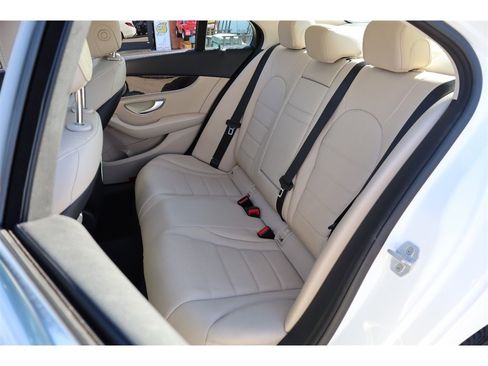 Used 2015 Mercedes-Benz C 300 4MATIC Sedan image 11