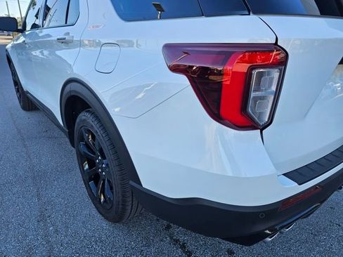 Used 2023 Ford Explorer ST w/ Equipment Group 401A image 14