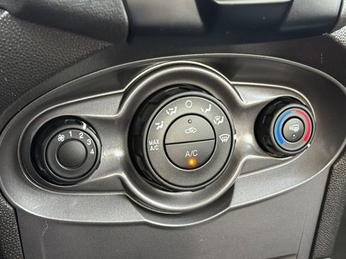 Used 2019 Ford Fiesta S image 18